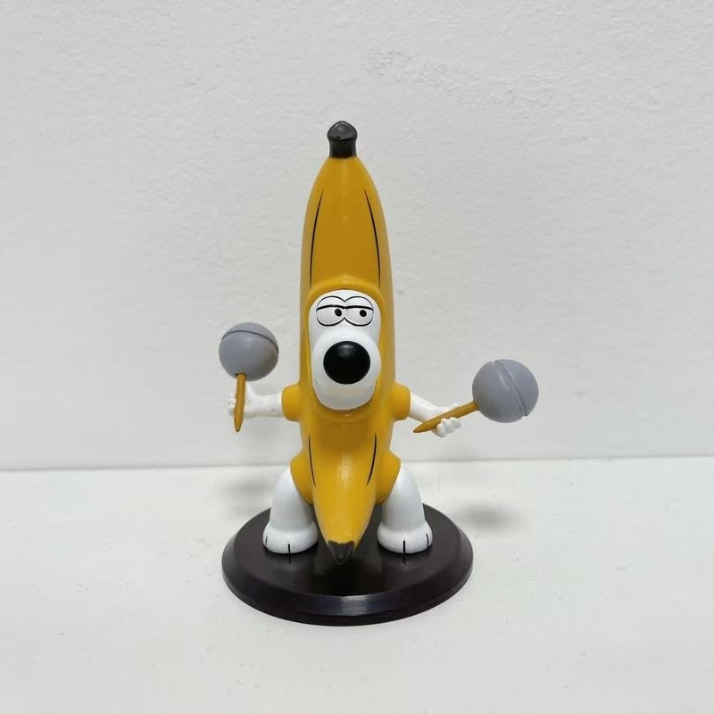 Family Guy Banana 13cm Action  - Desk Setup With Tv ulasan dan harga
